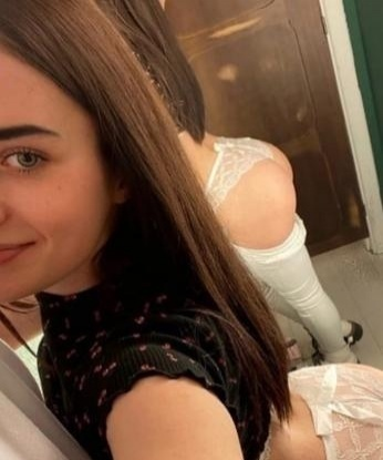 Я могу исполнить твои тайные желания и фантазии, раскрепоститься и подарить тебе необыкновенное удовольствие. Фото говорят сами за себя - мои стройные изгибы и соблазнительная улыбка не оставят тебя равнодушным. Мои услуги разнообразны и включают все, что ты можешь себе представить. Позволь мне ублажить тебя своими ловкими руками и бесконечной страстью. У меня есть отличные отзывы от довольных клиентов, которые всегда возвращаются ко мне. Расслабься и наслаждайся интимным удовольствием со мной. Жду тебя в Москве! 💋🔥 5708, 23 года